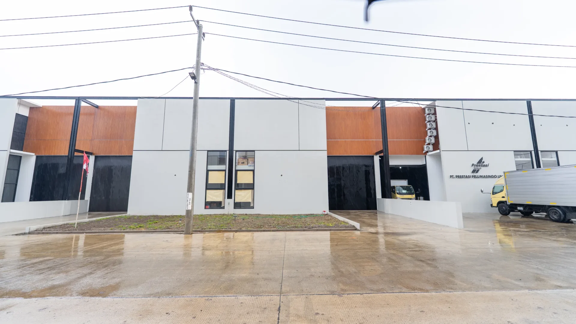 Exterior of completed warehouse units at BEST Industrial Estate