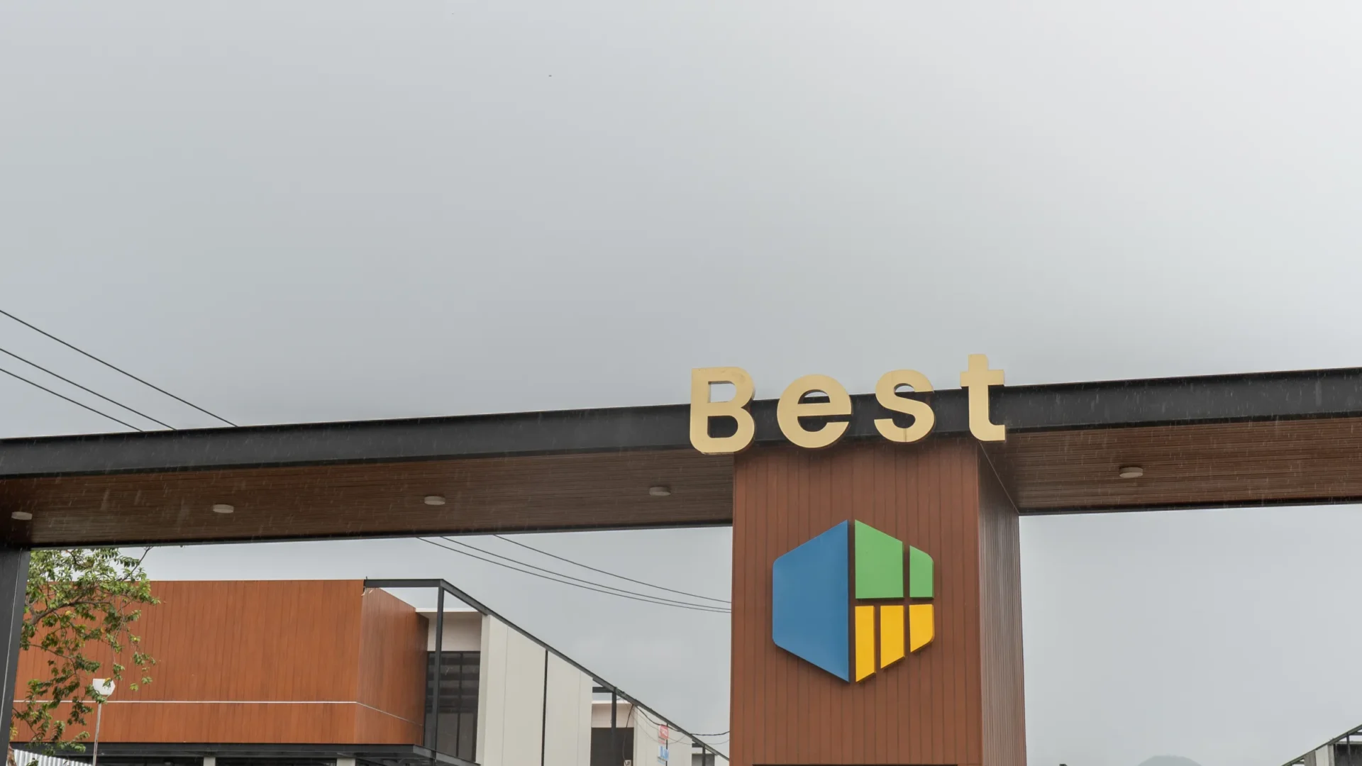 Gerbang utama dan logo BEST Industrial Estate di Kopo Katapang, Bandung
